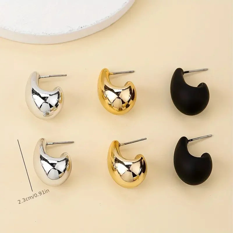 Elegant Teardrop Stud Earring